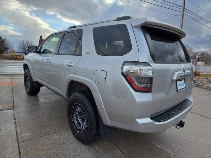 2024 Toyota 4Runner SR5