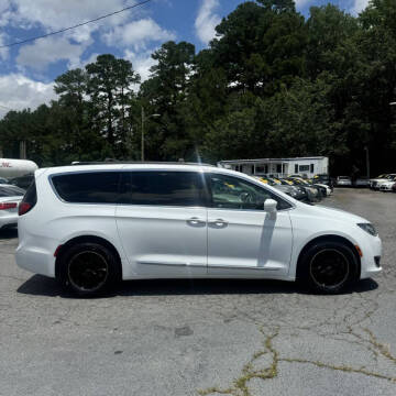 2017 Chrysler Pacifica Touring Plus