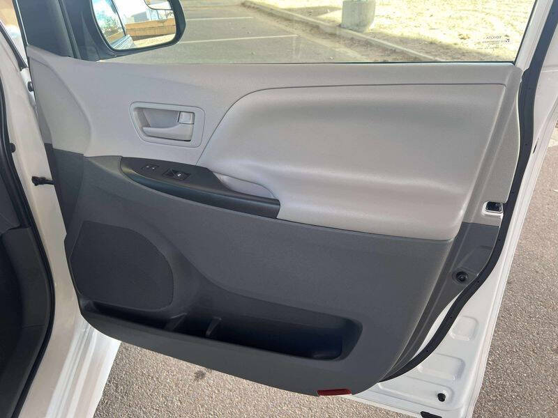 2020 Toyota Sienna L 7-Passenger