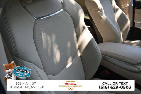 2022 Genesis GV70 2.5T Standard