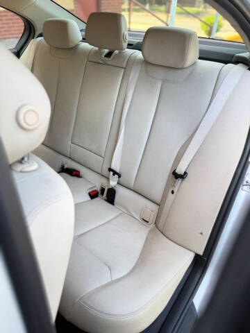 2015 BMW 3 Series 328i