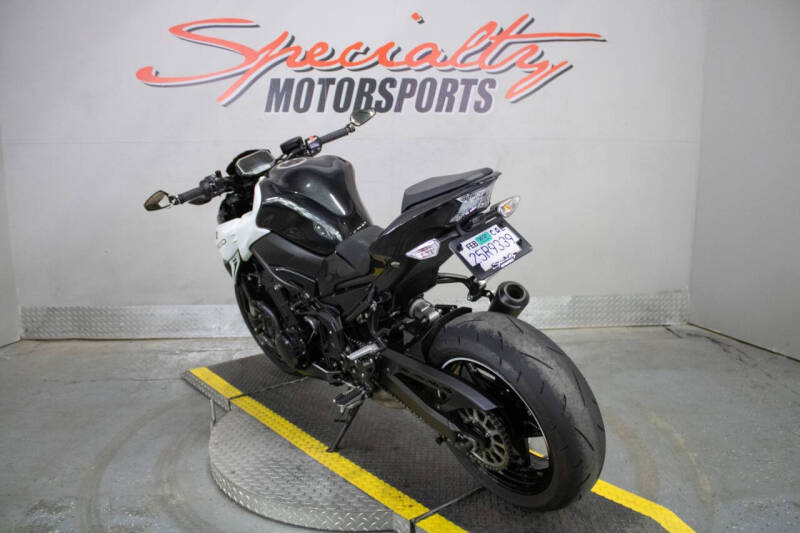 2022 Kawasaki Z900 ABS