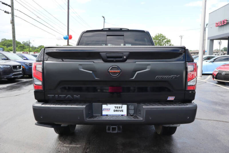 2021 Nissan Titan