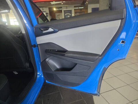 2024 Volkswagen Taos SE 4Motion