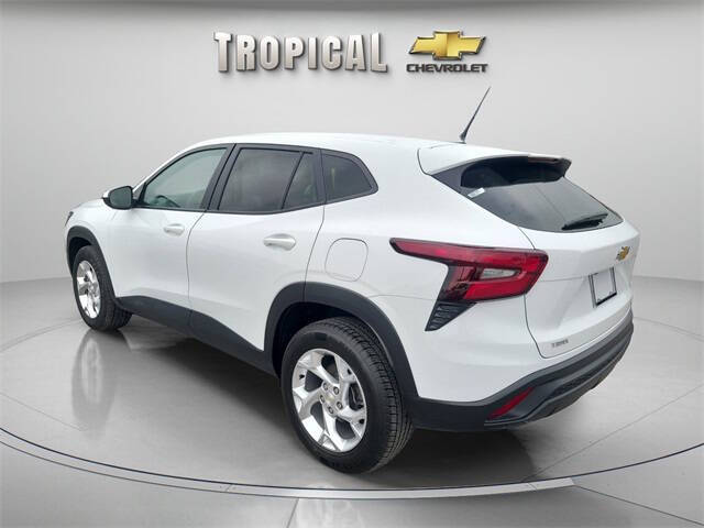 2024 Chevrolet Trax LS