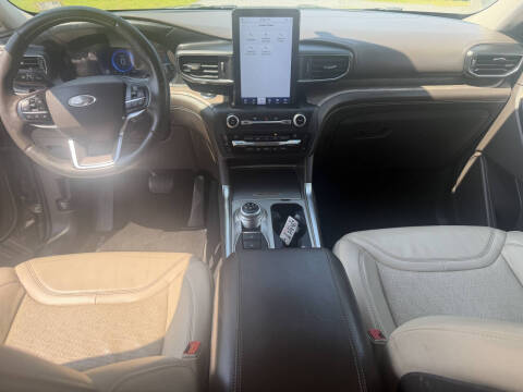 2020 Ford Explorer Platinum