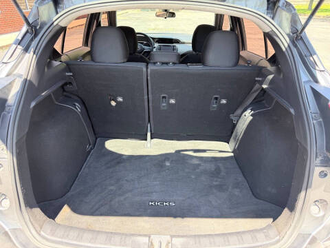 2020 Nissan Kicks S