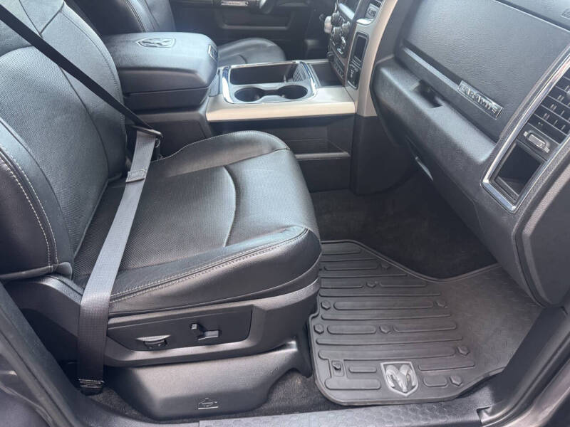 2016 RAM 1500 Laramie