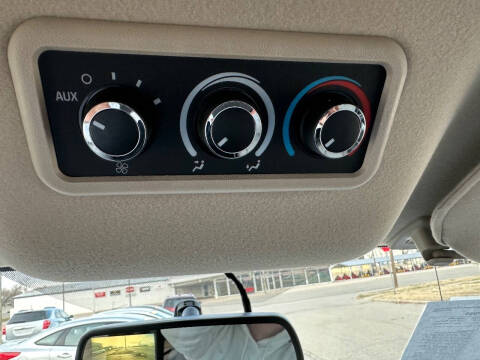 2017 Chevrolet Express LS 2500