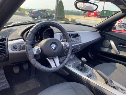 2004 BMW Z4 2.5i