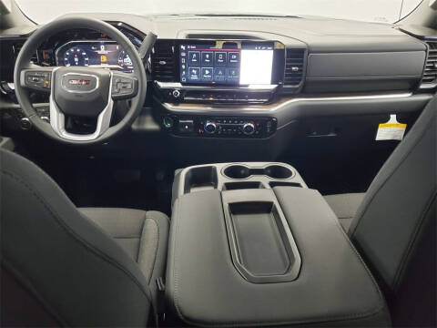 2026 GMC Sierra 1500 Elevation Standard