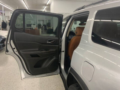 2017 GMC Acadia SLT-1