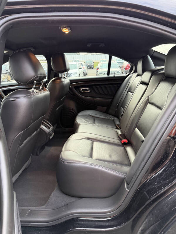 2019 Ford Taurus Limited