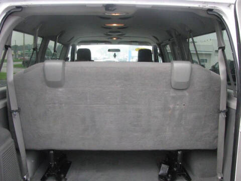 2010 Ford E-Series E-350 SD XLT