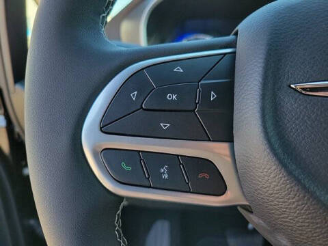 2025 Chrysler Voyager LX