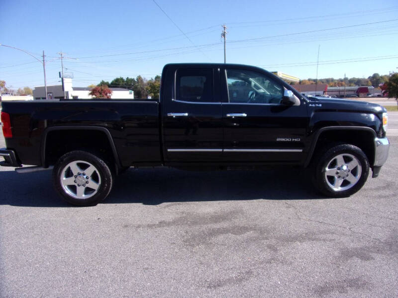 2015 GMC Sierra 2500HD SLT photo 6