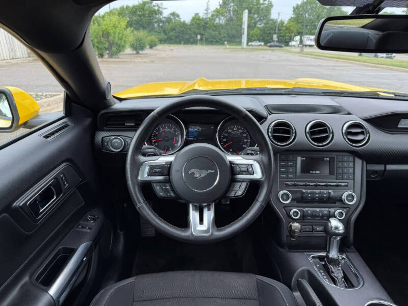 2015 Ford Mustang V6