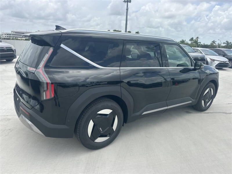 2026 Kia EV9 Wind