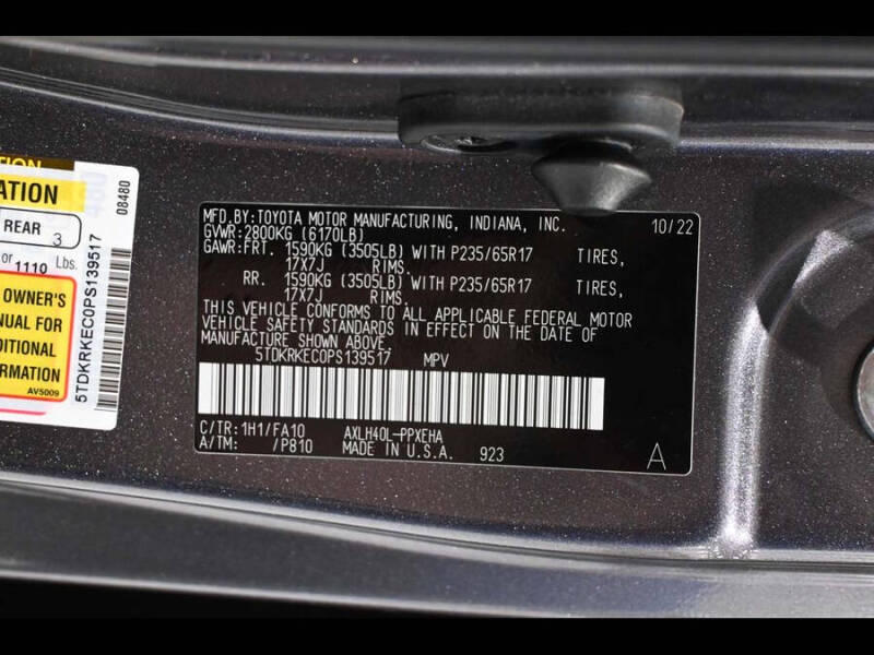 2023 Toyota Sienna LE 8-Passenger
