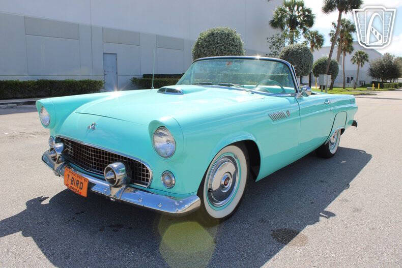 1955 Ford Thunderbird