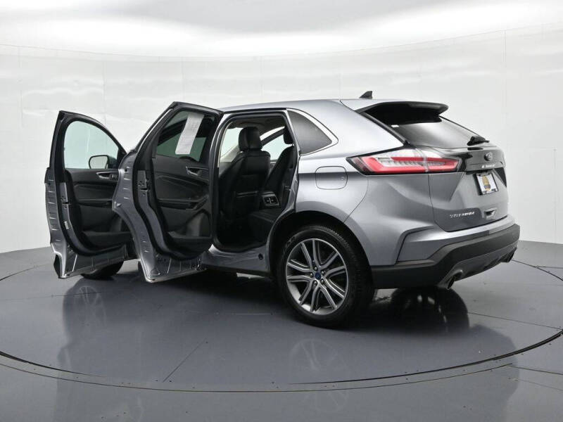 2021 Ford Edge Titanium