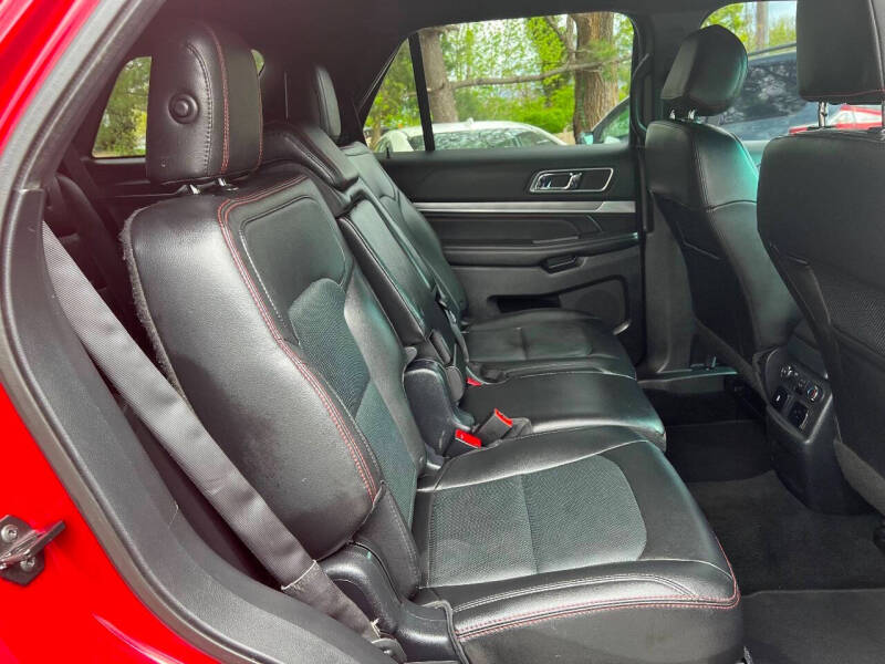 2016 Ford Explorer Sport