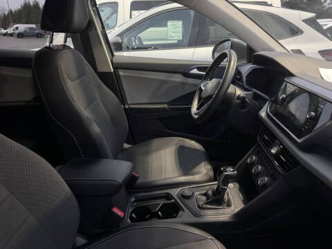 2022 Volkswagen Taos SE 4Motion