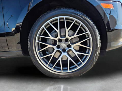 2020 Porsche Macan S