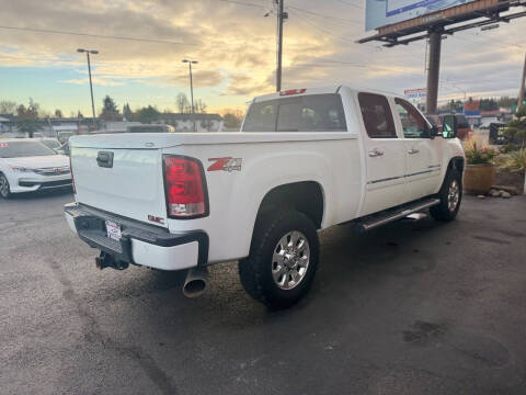 2011 GMC Sierra 3500HD Denali