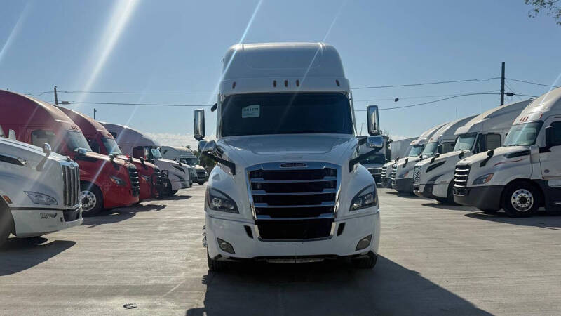 2022 Freightliner Cascadia