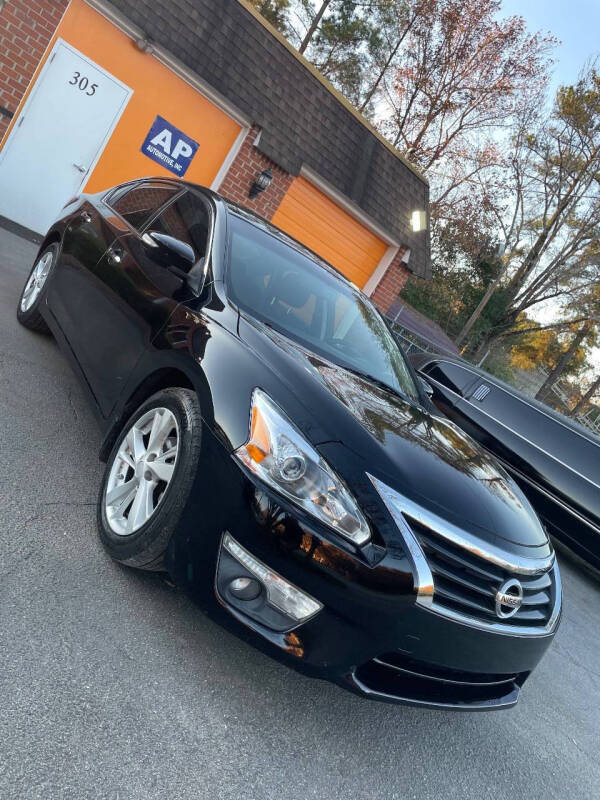 2015 Nissan Altima SV photo 10