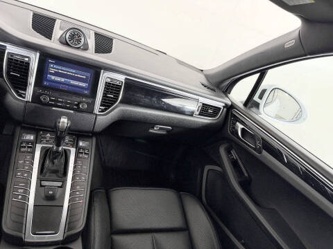 2018 Porsche Macan S