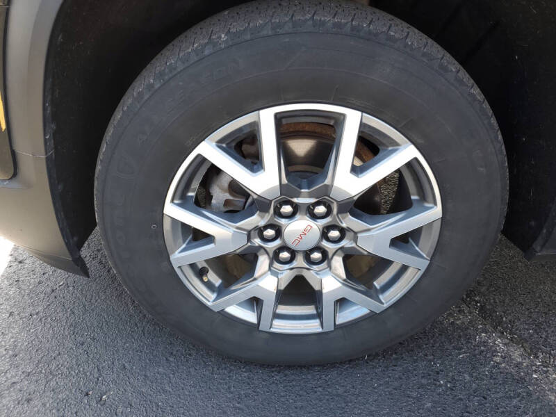 2023 GMC Acadia SLT