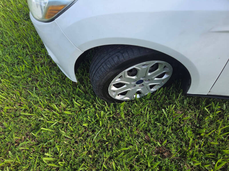 2012 Ford Focus SE