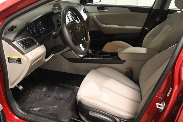 2016 Hyundai Sonata Hybrid SE