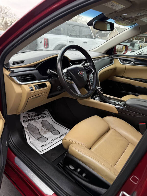 2013 Cadillac XTS Luxury Collection