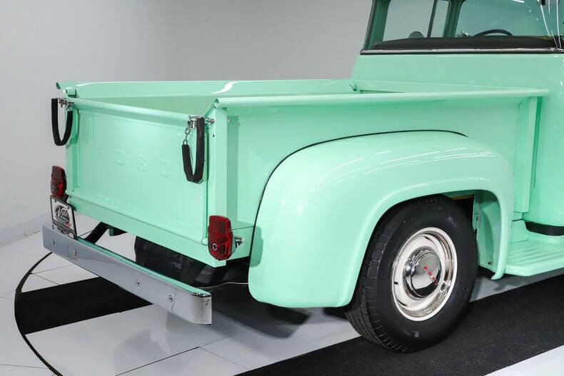 1956 Ford F-100