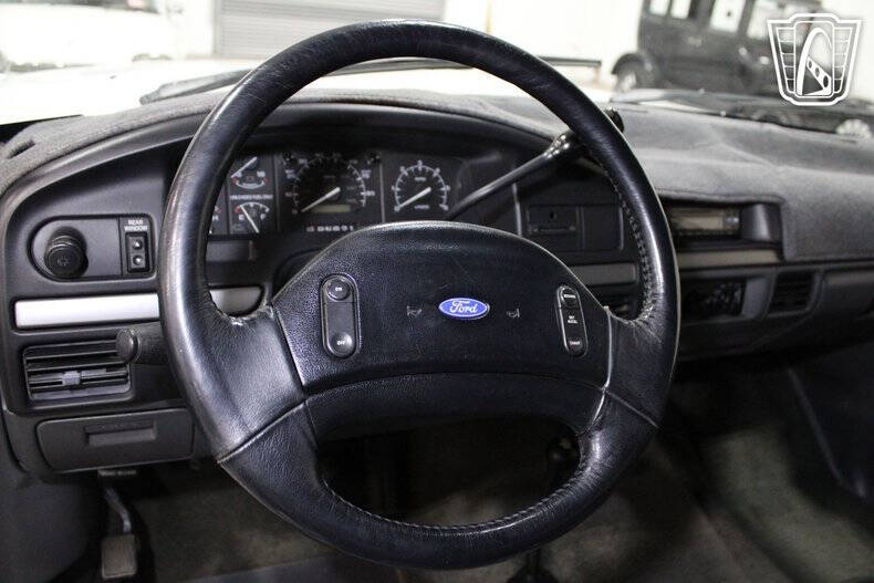 1992 Ford Bronco XLT