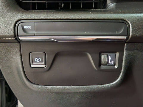 2022 Cadillac Escalade Luxury