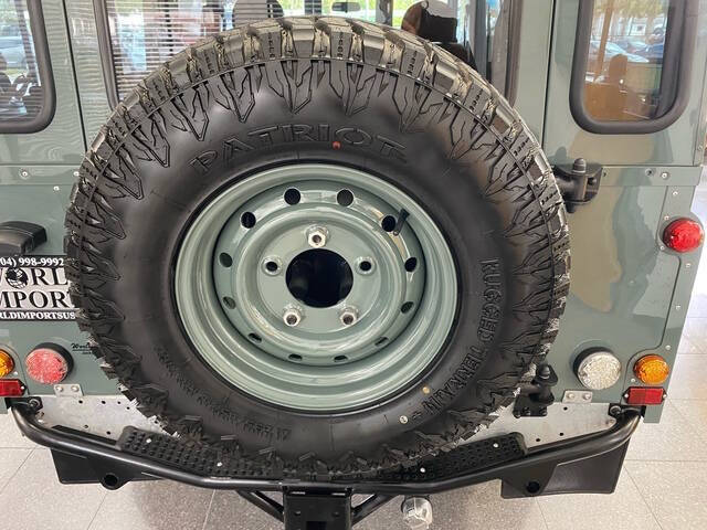 1999 Land Rover Defender 6