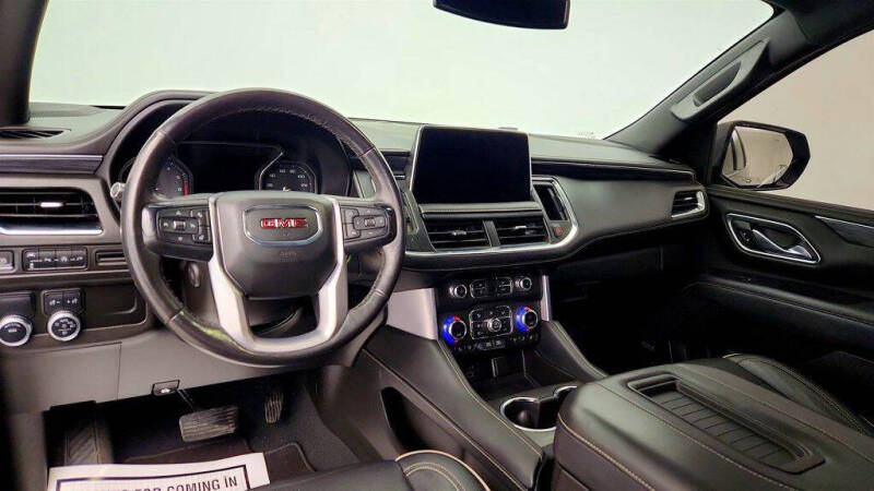 2021 GMC Yukon SLT