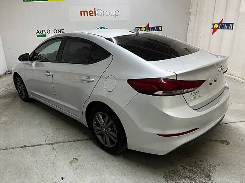 2018 Hyundai Elantra