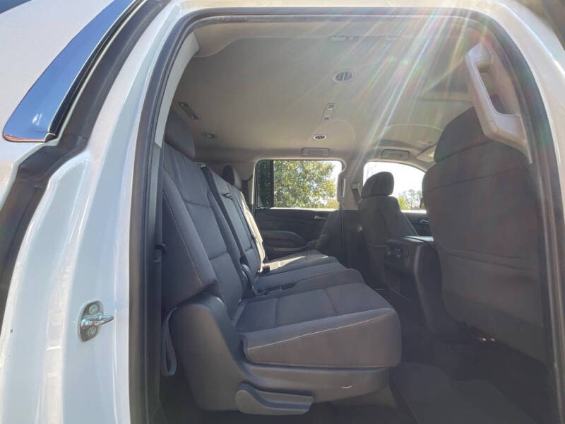 2018 Chevrolet Suburban LS