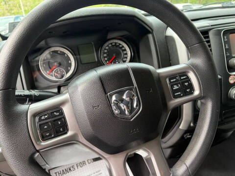 2024 RAM 1500 Classic