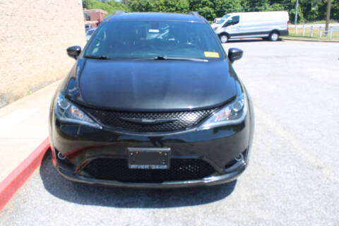 2018 Chrysler Pacifica Touring L Plus