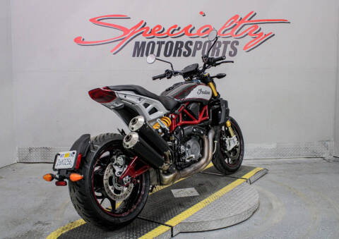 2022 Indian FTR R Carbon