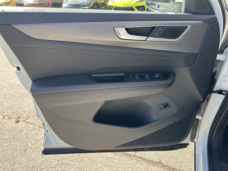 2025 Volkswagen Atlas Cross Sport SE