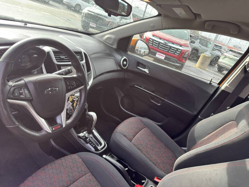 2019 Chevrolet Sonic LT Auto