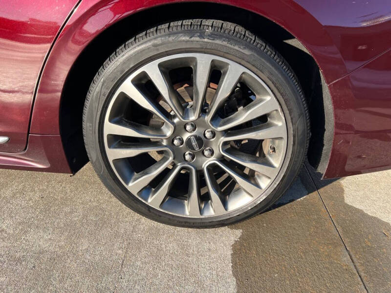 2017 Lincoln Continental Reserve