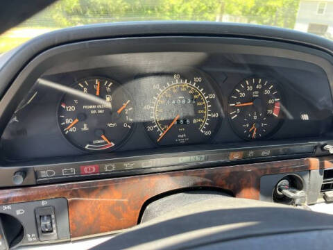 1986 Mercedes-Benz 300-Class 300 E